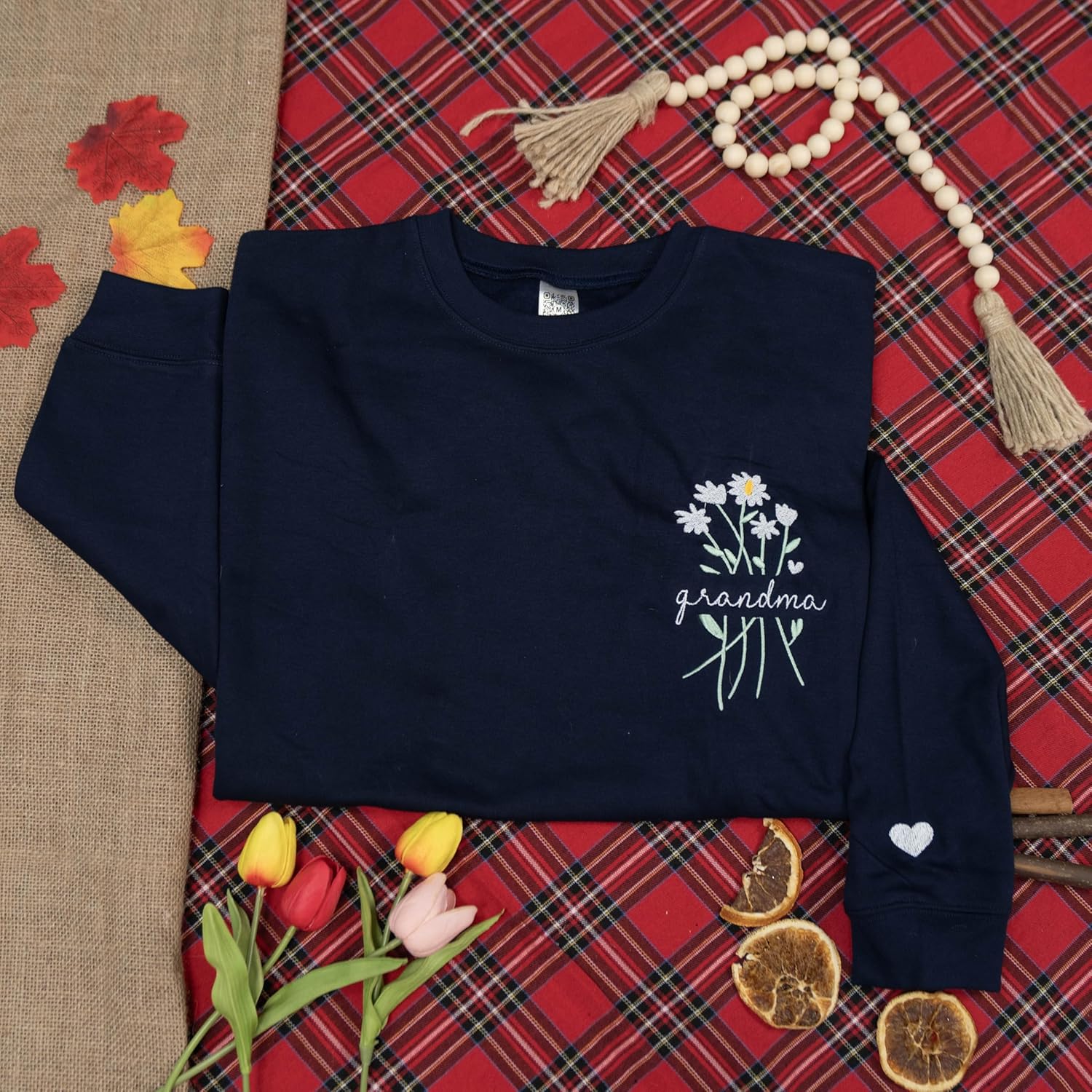 Mama Daisy Flower Graphic Sweatshirt for Women